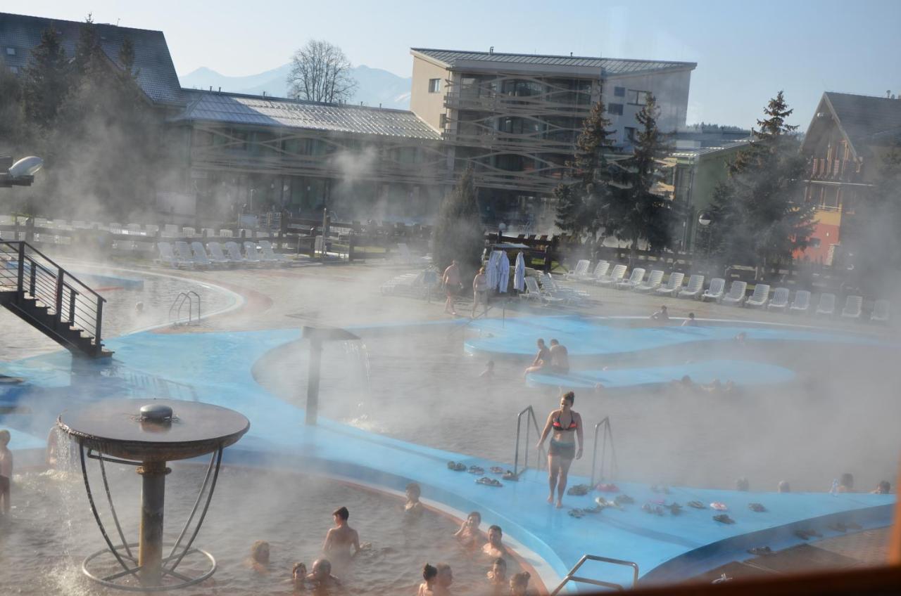 Apartman Aquapark - Hotel เบเชนยอวา ภายนอก รูปภาพ